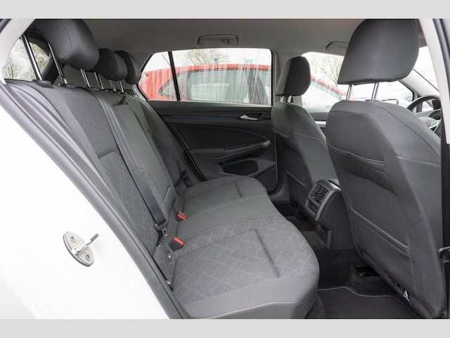 Volkswagen Golf 1.5 eTSI DSG Golf VIII Life