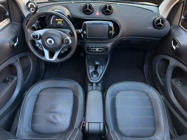 Smart EQ fortwo Brabus Cabrio Prime