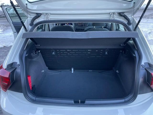 Volkswagen Polo Basis 1,0 Benziner 80PS