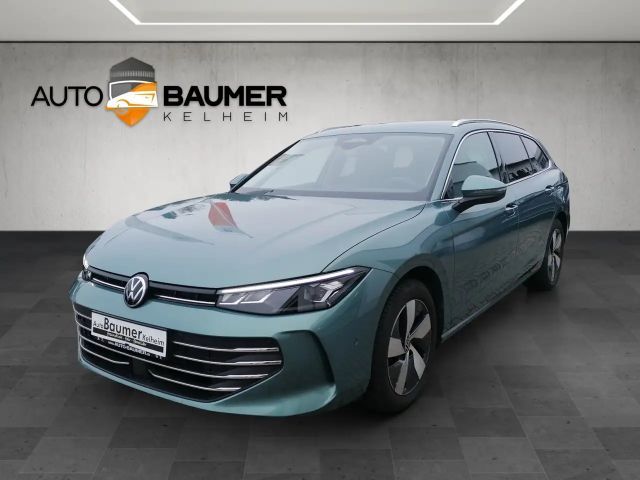 Volkswagen Passat 1.5 eTSI DSG Variant