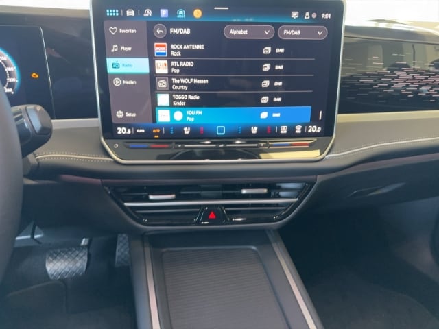 Volkswagen Passat Business DSG IQ.Drive