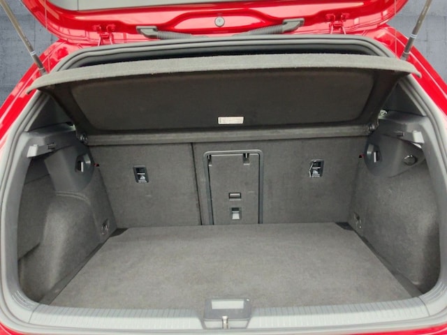 Volkswagen Golf 1.5 TSI Golf VIII R-Line