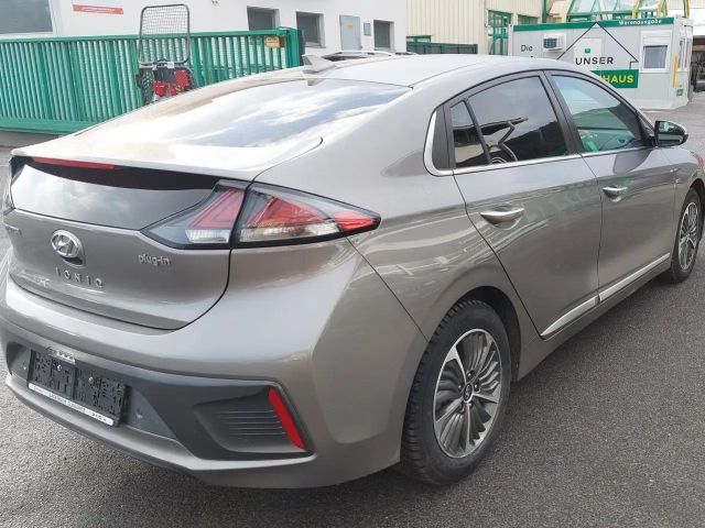 Hyundai Ioniq Plug-in