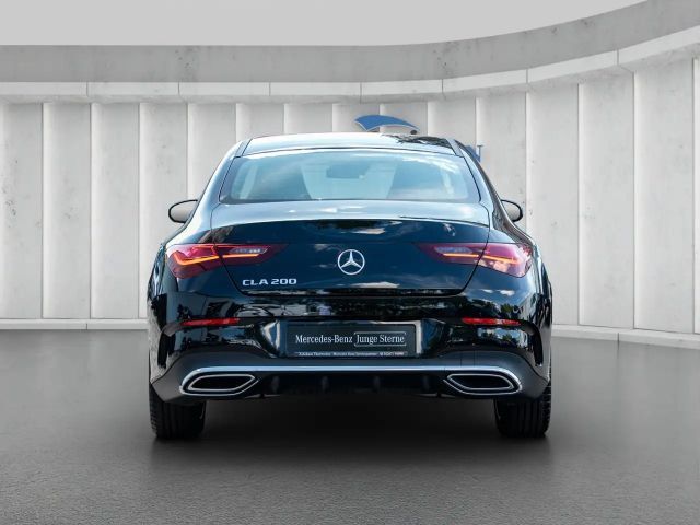 Mercedes-Benz CLA 200 AMG Line Coupé