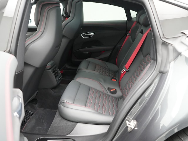 Audi RS e-tron GT Quattro