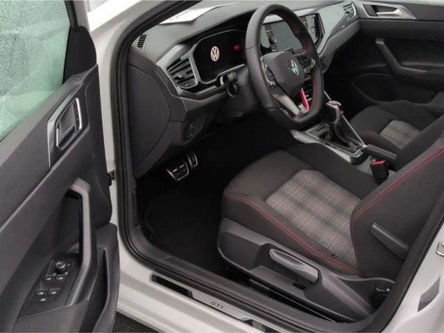 Volkswagen Polo 2.0 TSI DSG IQ.Drive