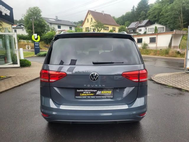 Volkswagen Touran 1.5 TSI Move