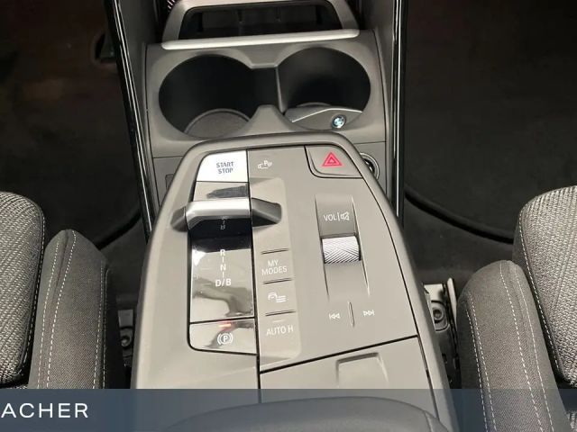 BMW X1 IX1 XDRIVE30 LCPro HUD 360° SHZ PDC KomftZ 19"LM