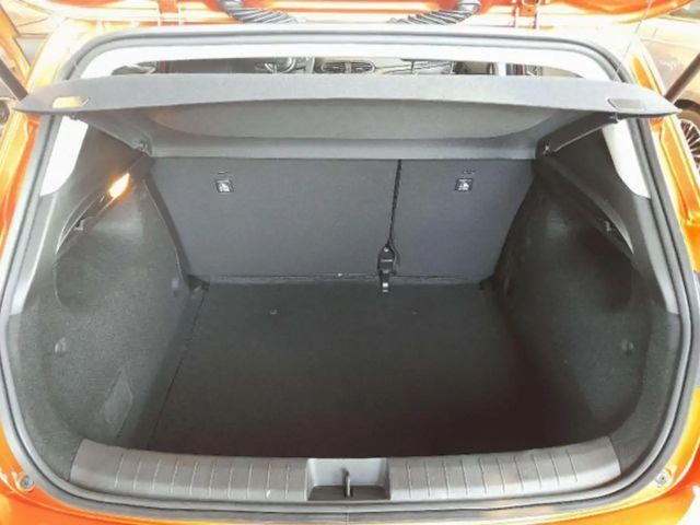 Fiat Tipo Hybrid 1.5 GSE 96 kW, Klima, DAB, Tempomat,