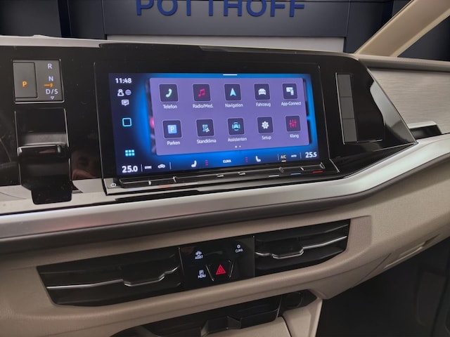 Volkswagen Multivan 2.0 TDI DSG Lang Life T7