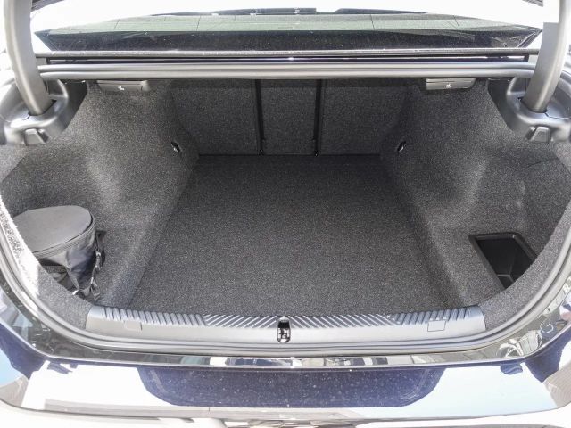 BMW 520 520d M-Sport Sedan