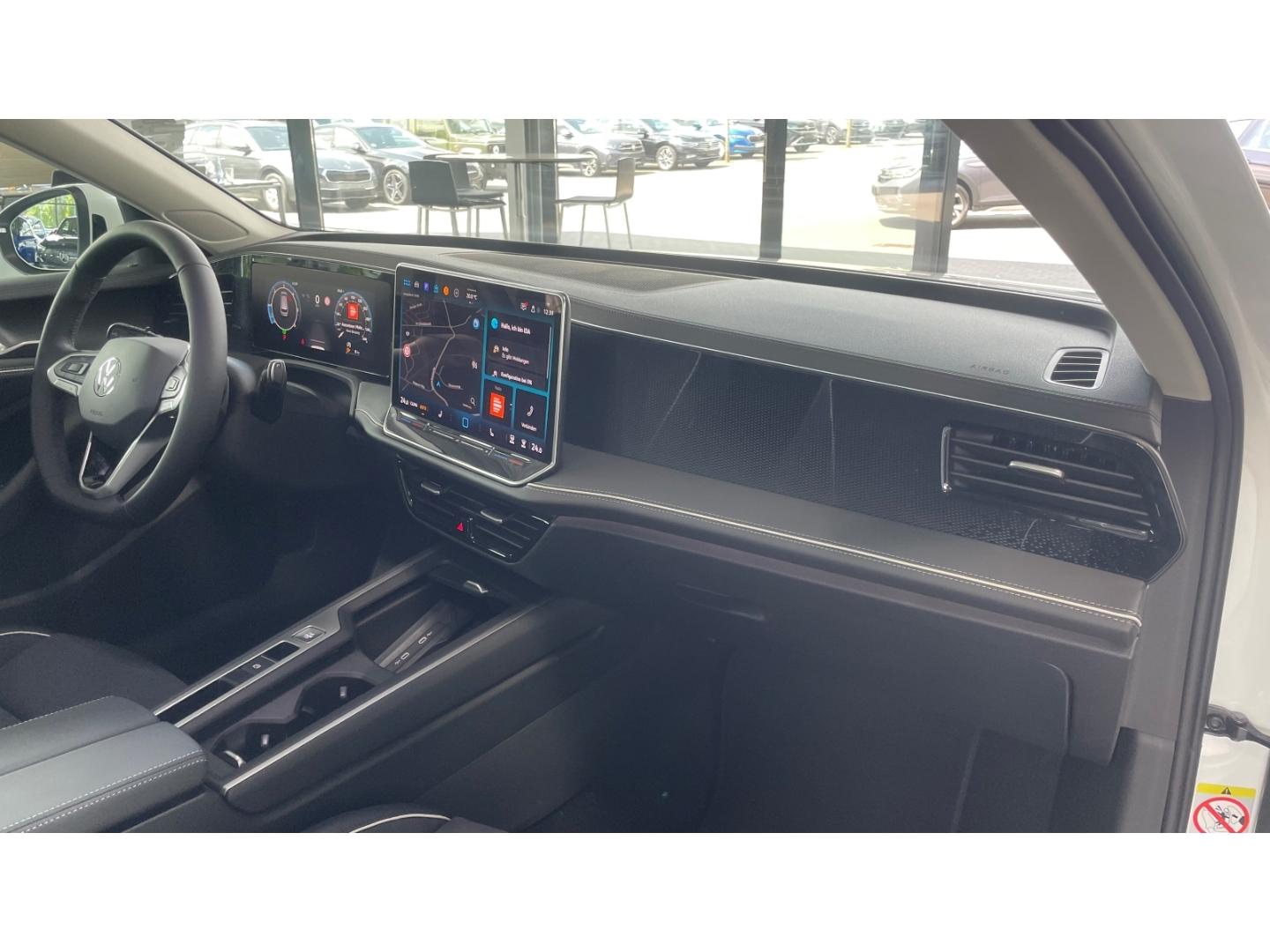 Volkswagen Passat Business IQ.Drive Variant