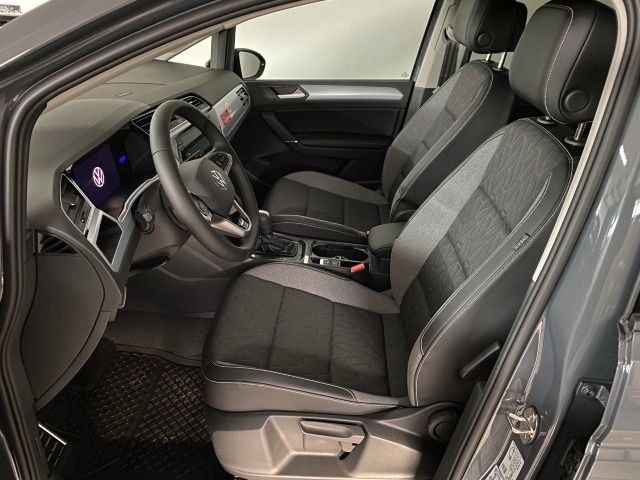 Volkswagen Touran 1.5 TSI DSG R-Line