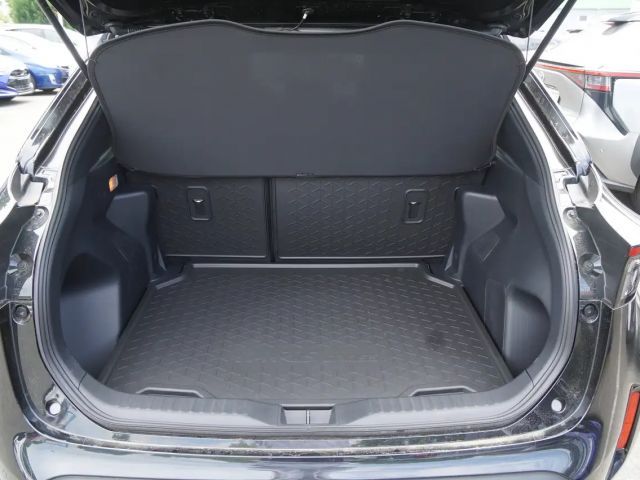 Toyota Yaris Cross Team D