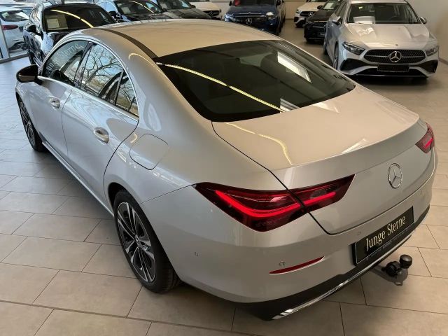 Mercedes-Benz CLA 180 Coupé Progressive