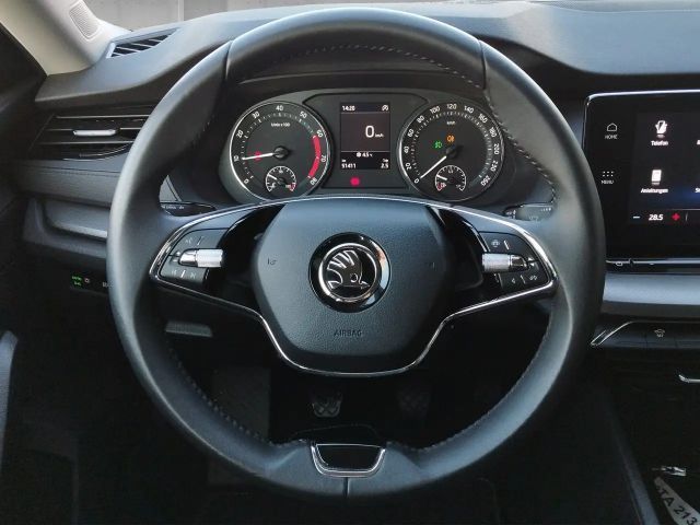 Skoda Octavia 1.5 TSI Ambition Combi