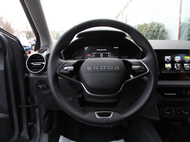 Skoda Fabia TSI 116PS DSG DESIGN LED NWW ALU PDC