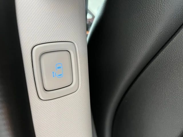 Hyundai Staria Prime