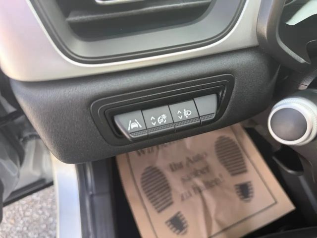 Renault Captur TCe 140 Zen