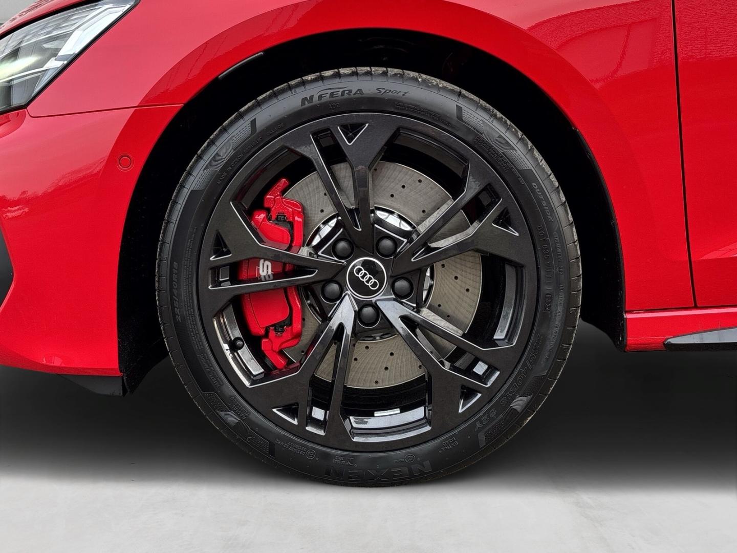 Audi S3 Quattro S-Tronic Sedan