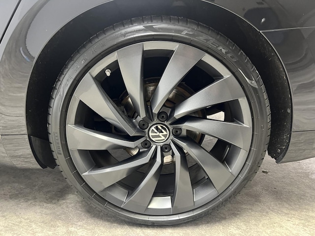 Volkswagen Arteon 2.0 TSI DSG R-Line