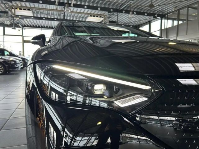 Mercedes-Benz EQE 300 AMG Line Sedan