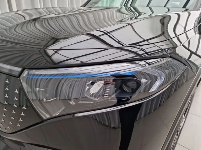 Mercedes-Benz EQB 250