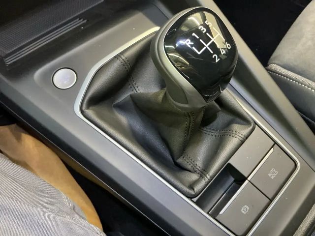 Volkswagen Golf Business Variant