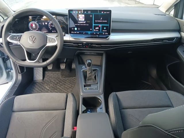 Volkswagen Golf 1.5 TSI Business Life Variant