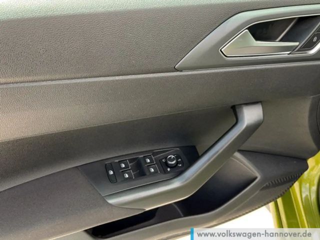 Volkswagen Taigo 1.0 TSI R-Line