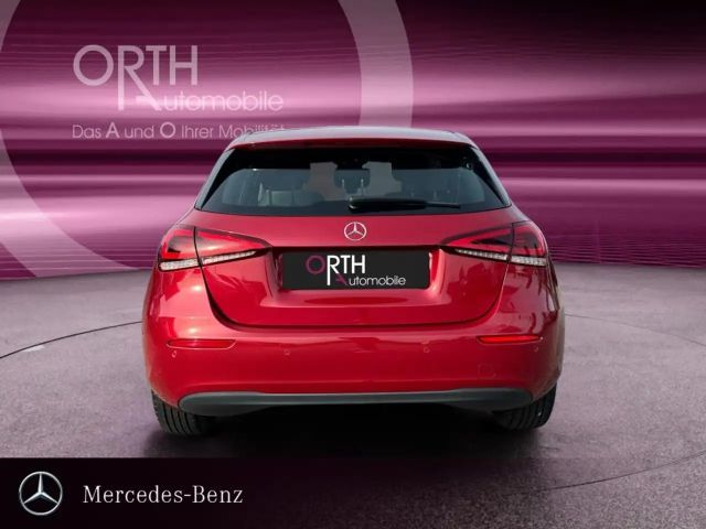 Mercedes-Benz A 180 A 180 d