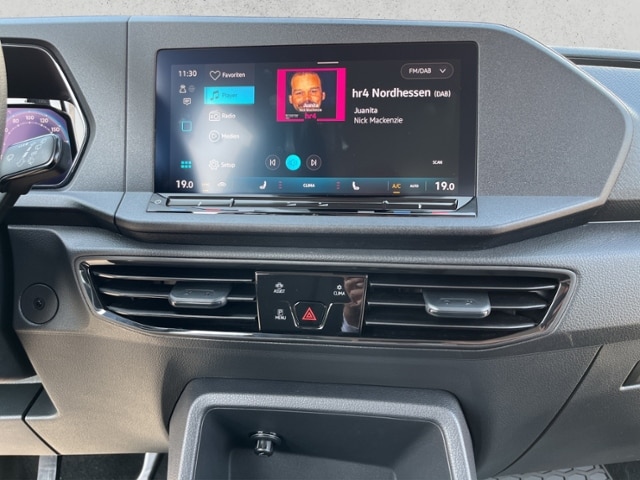 Volkswagen Caddy NFZ 5-Sitzer Motor: 2,0 l TDI EU6 SCR 75 kW Getriebe: 6-Gang-Schaltgetriebe Radstand: 2755 mm KLIMA ALU