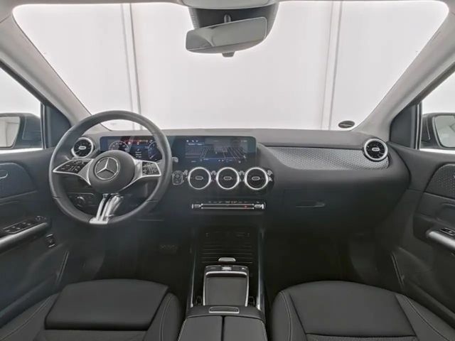 Mercedes-Benz B 180 Progressive