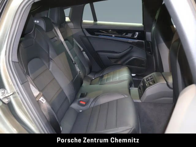 Porsche Panamera 4 E-Hybrid