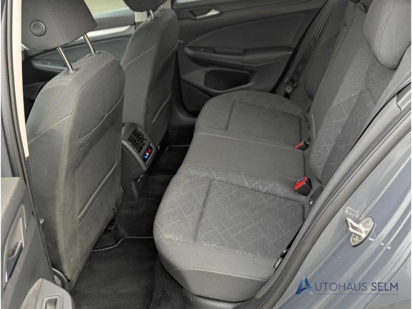 Volkswagen Golf 1.5 TSI Golf VIII Life