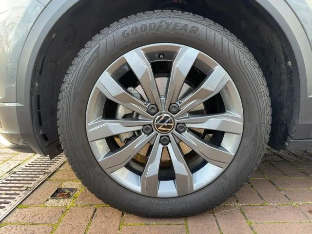 Volkswagen T-Roc 1.5 TSI DSG Sport
