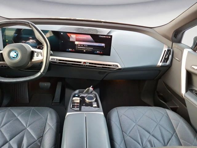 BMW iX xDrive50