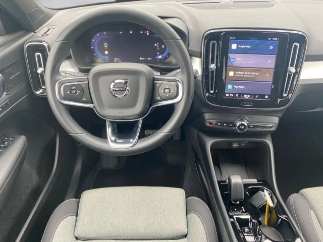 Volvo XC40 Dark Plus