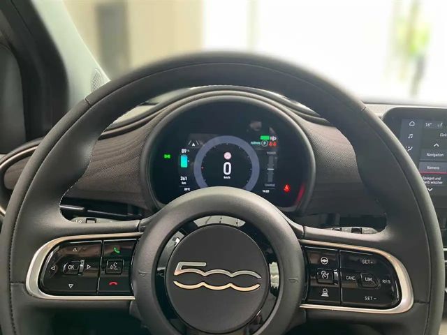 Fiat 500e 118PS "Giorgio Armani" Leder Navi