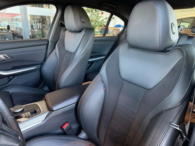 BMW 320 320e M-Sport Sedan