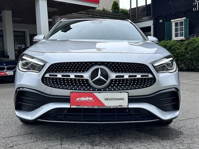 Mercedes-Benz GLA 220 AMG Line GLA 220 d
