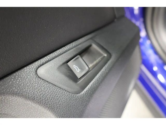 Volkswagen T-Roc 1.5 TSI DSG R-Line