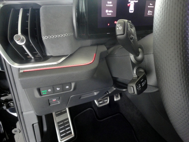 Skoda Kodiaq KODIAQ  M-HEVSPORTTS110/1.5A7F