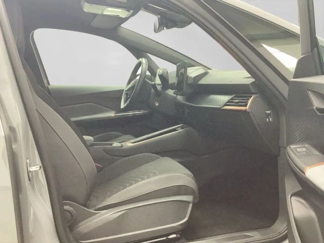 Cupra Born KAMERA W-PUMPE NAVI SITZHZG PILOT-M ACC