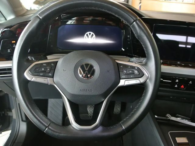 Volkswagen Golf DSG Life Variant