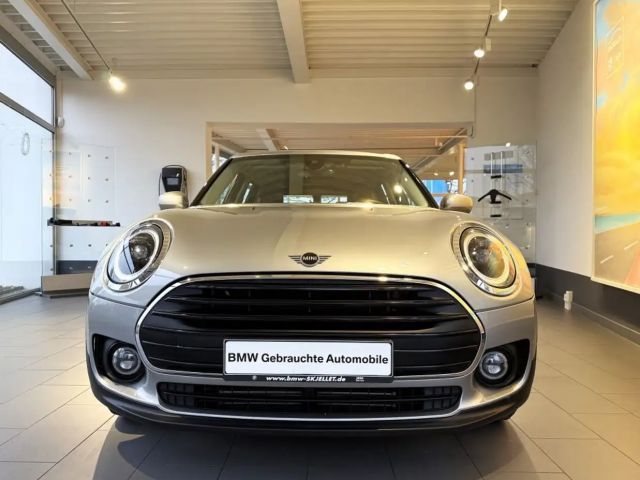 MINI Cooper Clubman Essential Trim KAM+LED+NAVI+KOMF