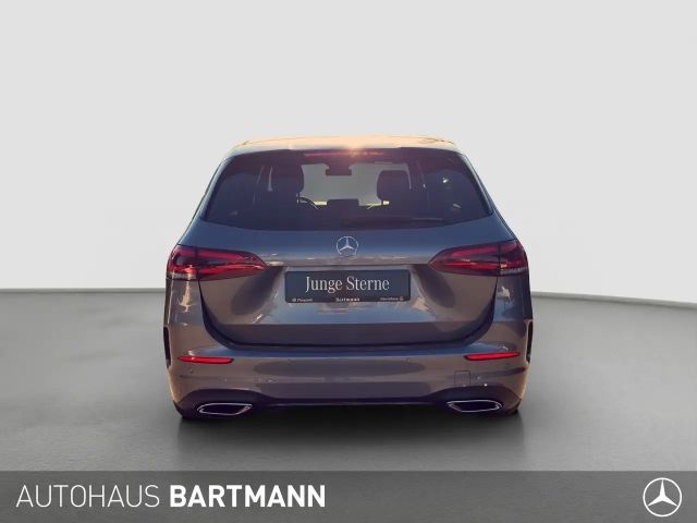 Mercedes-Benz B 200 4MATIC AMG Line