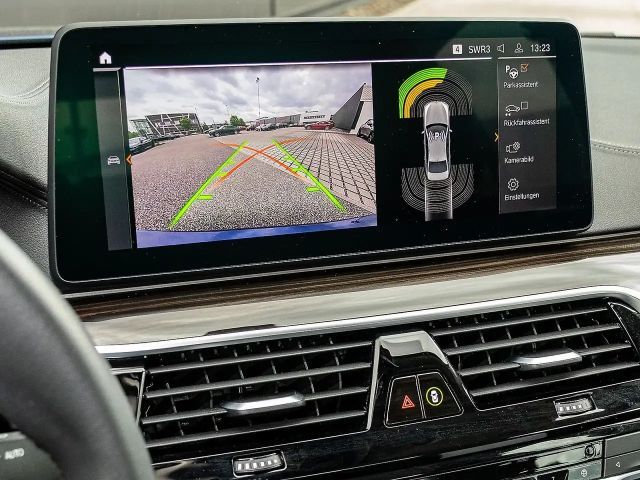 BMW 530 Luxury Line Sedan xDrive