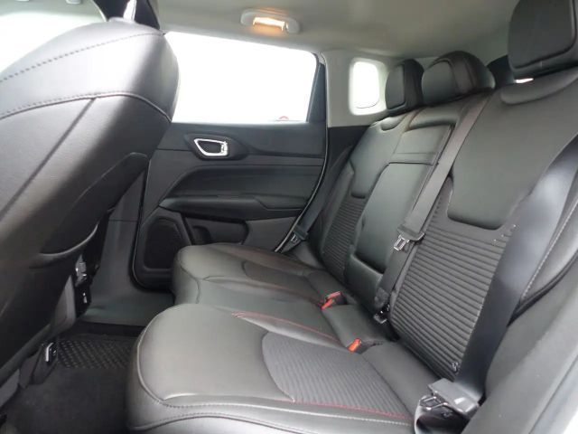 Jeep Compass Altitude