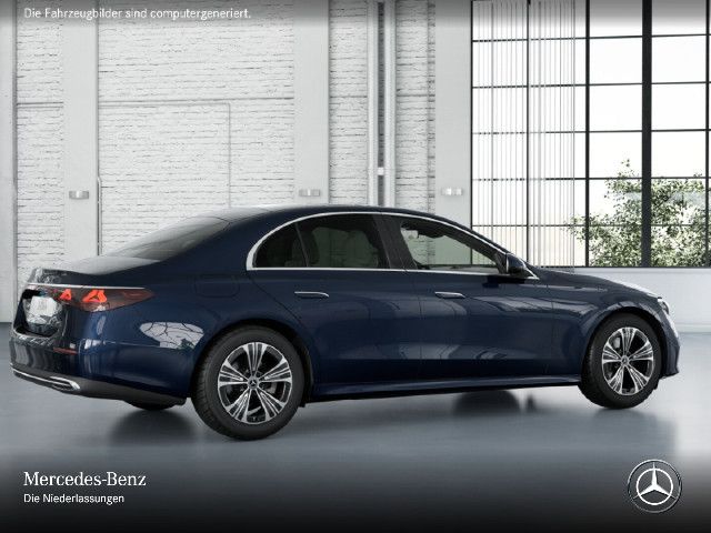 Mercedes-Benz E 200 Sedan